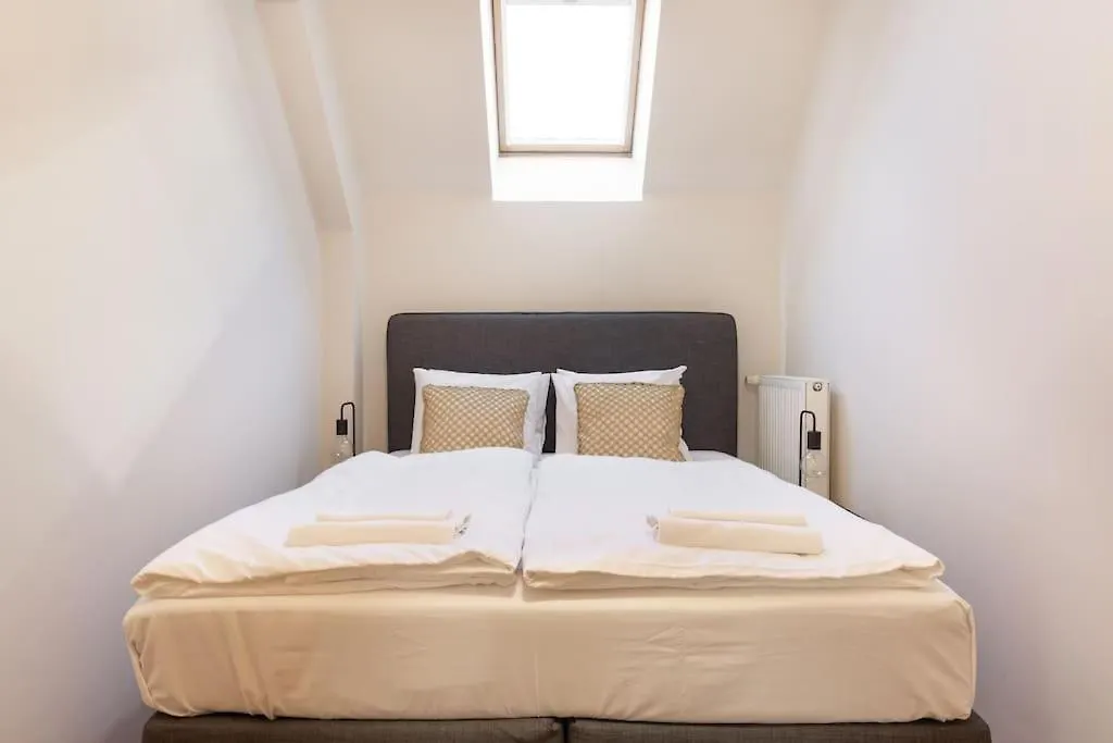 S22 Apartment Budapeşte Macaristan